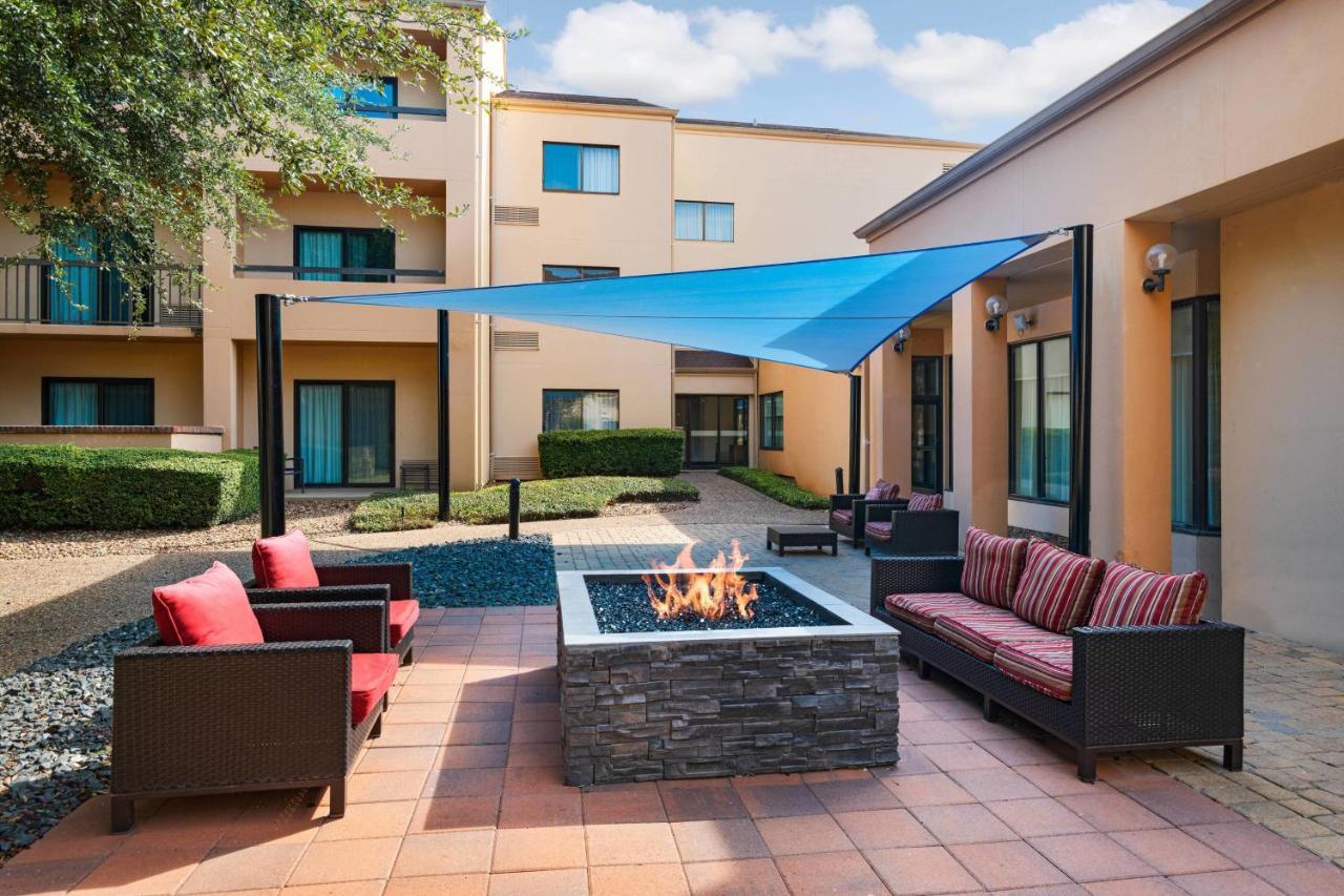 Courtyard By Marriott San Antonio Medical Center Hotel Bagian luar foto